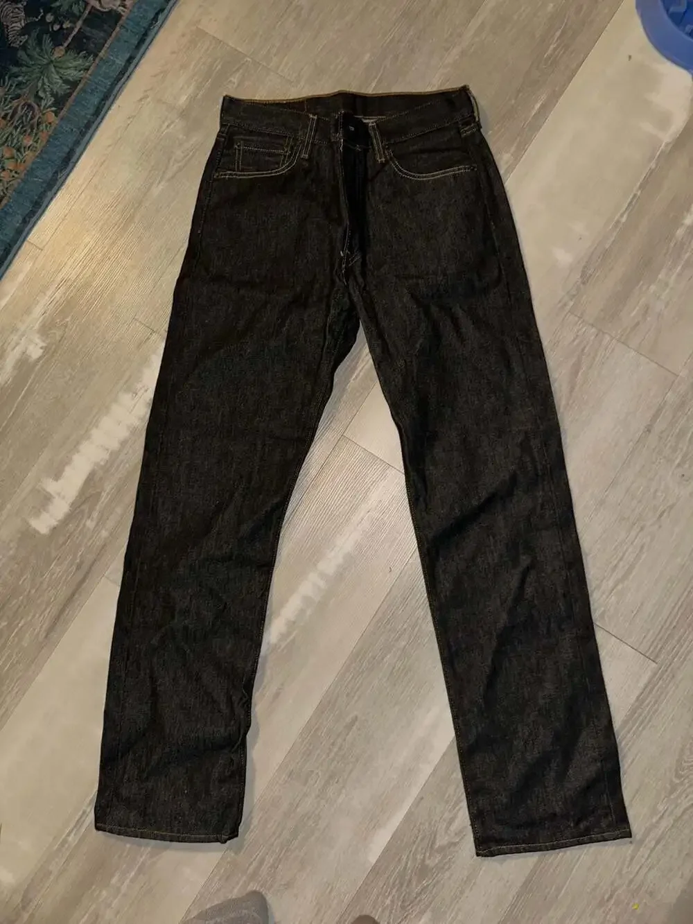 Levi's 501 Original Fit Shrink-To-Fit Jeans W30 L32 Dark Wash Raw Denim